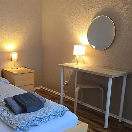 Rhein Living - Balkon Und Rheinpromenade דיסבורג