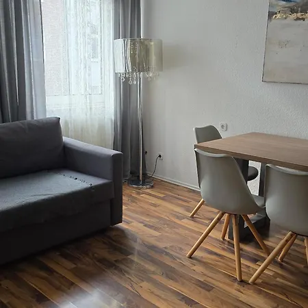 Rhein Living - Balkon Und Rheinpromenade